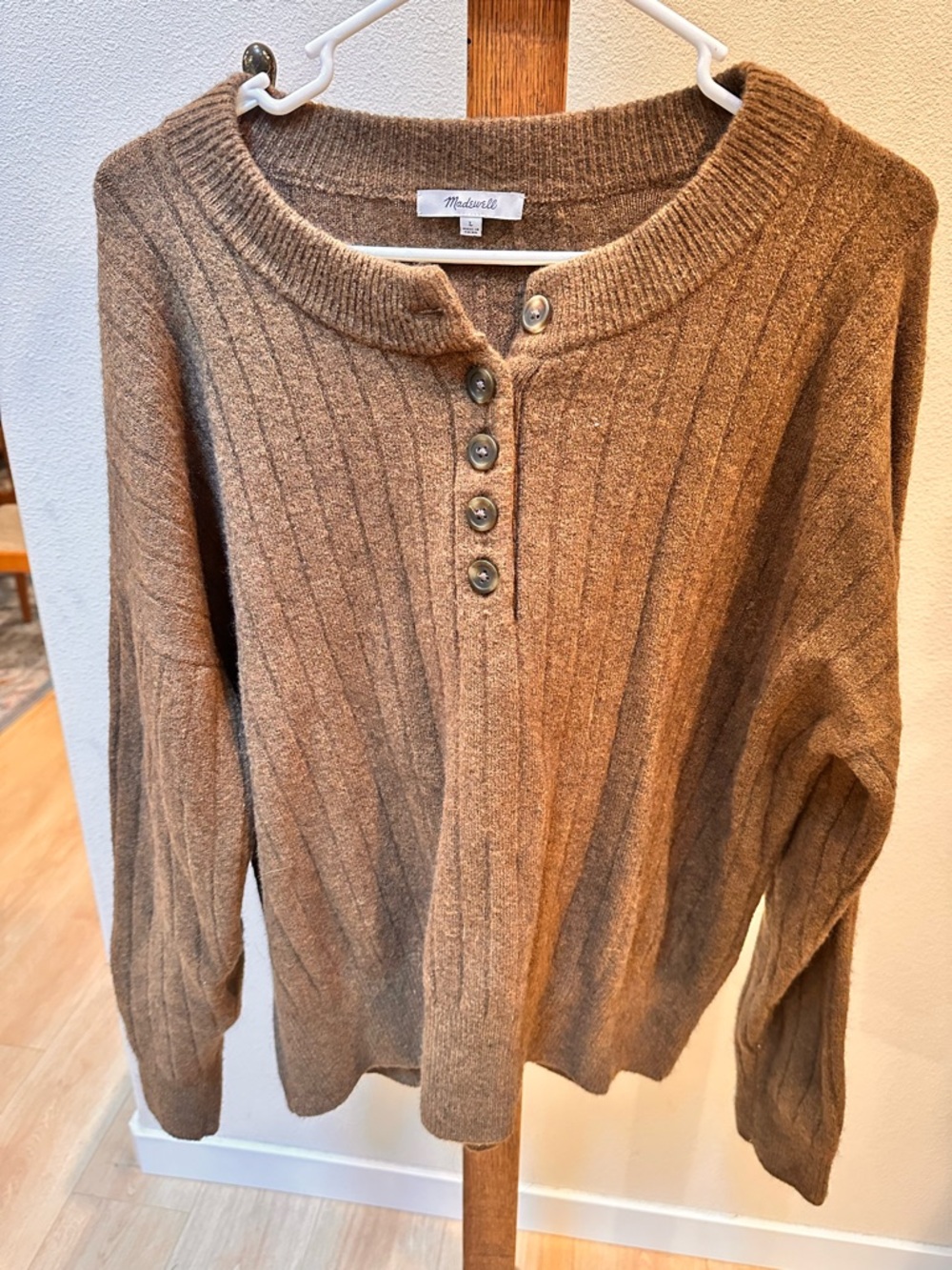 Madewell Cozy Ribbed Henley Sweater in Camel Brown
